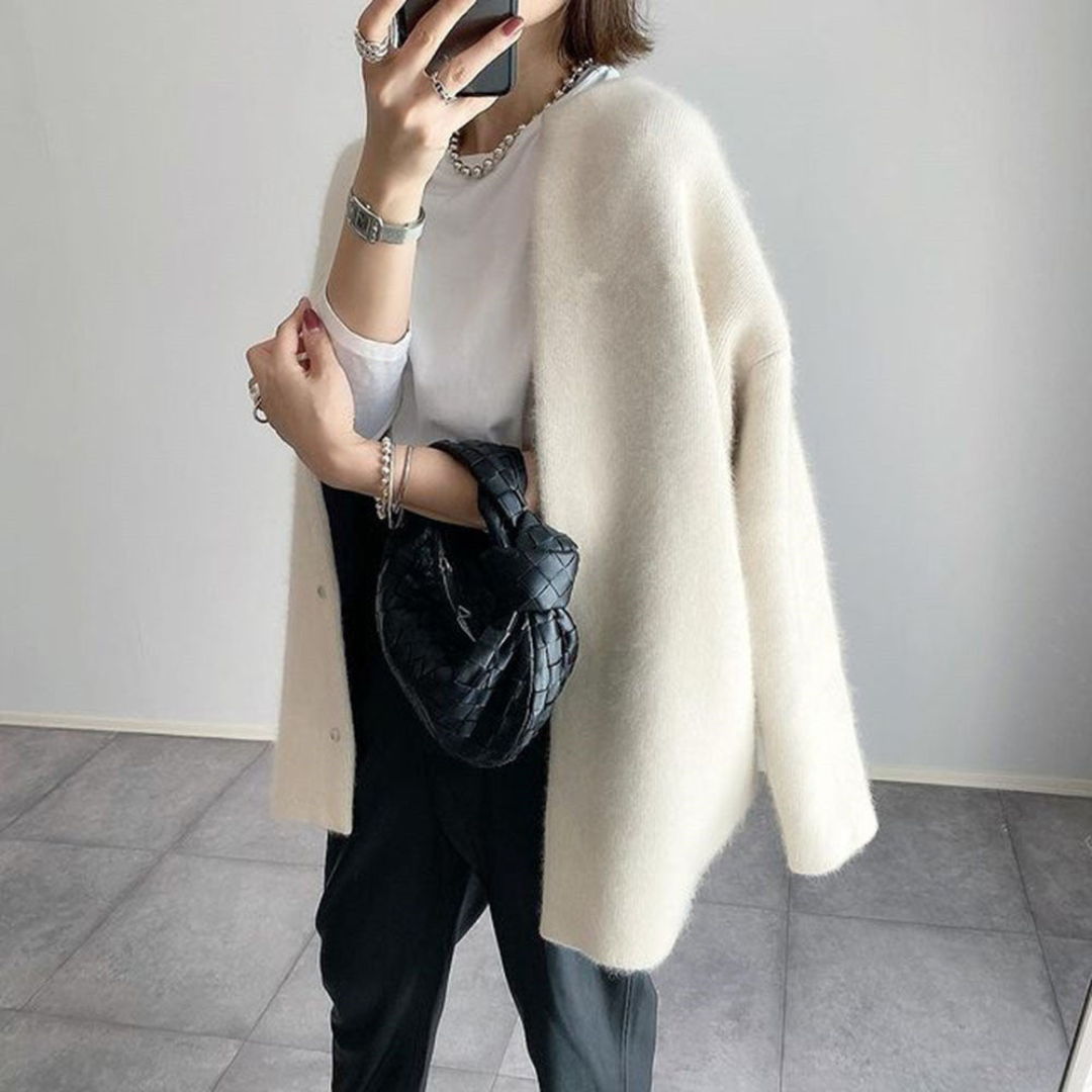 Minimalist Snap-Button Cardigan | Gracia