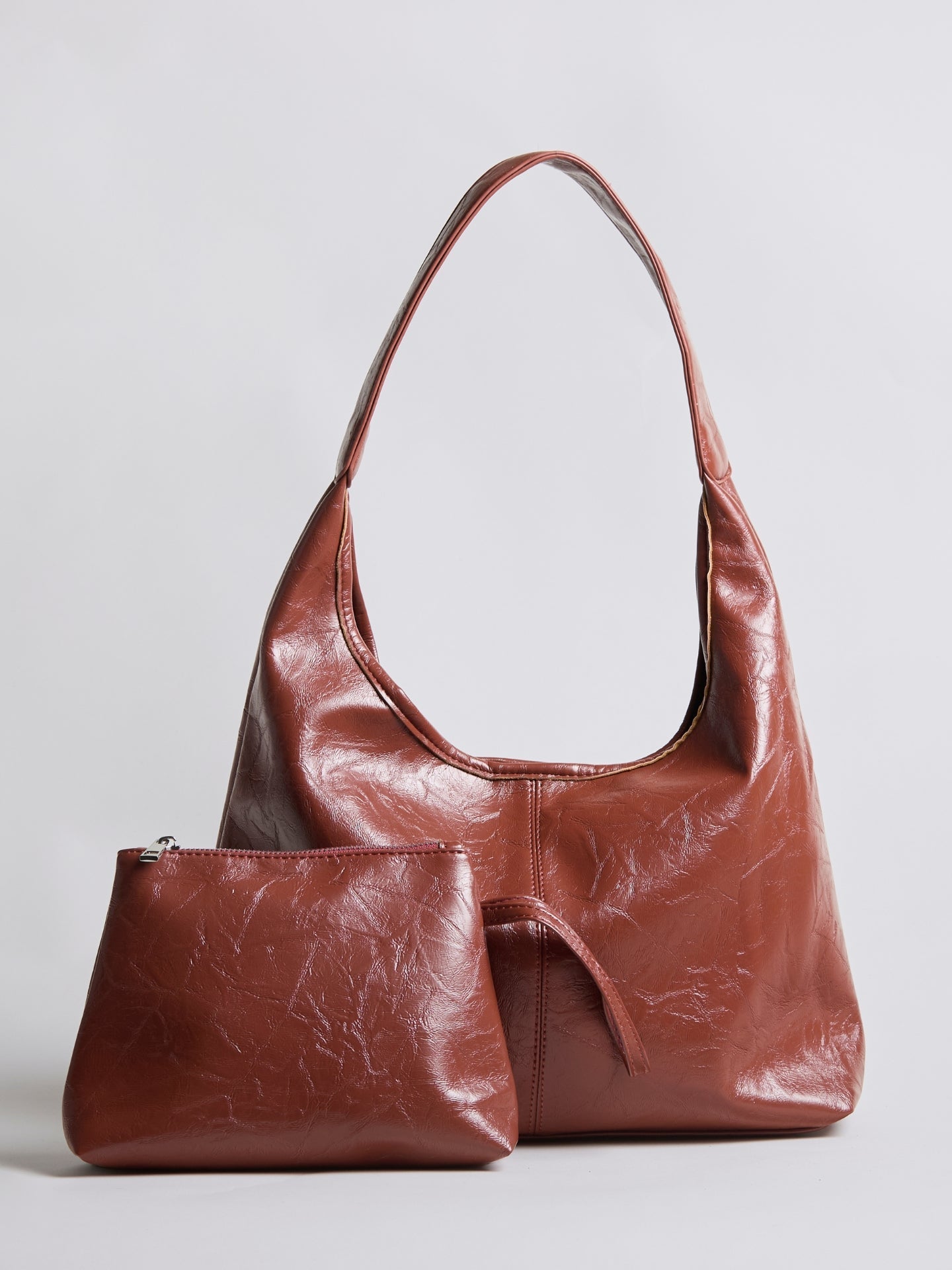 Women Sleek Leather Bag | Agatha