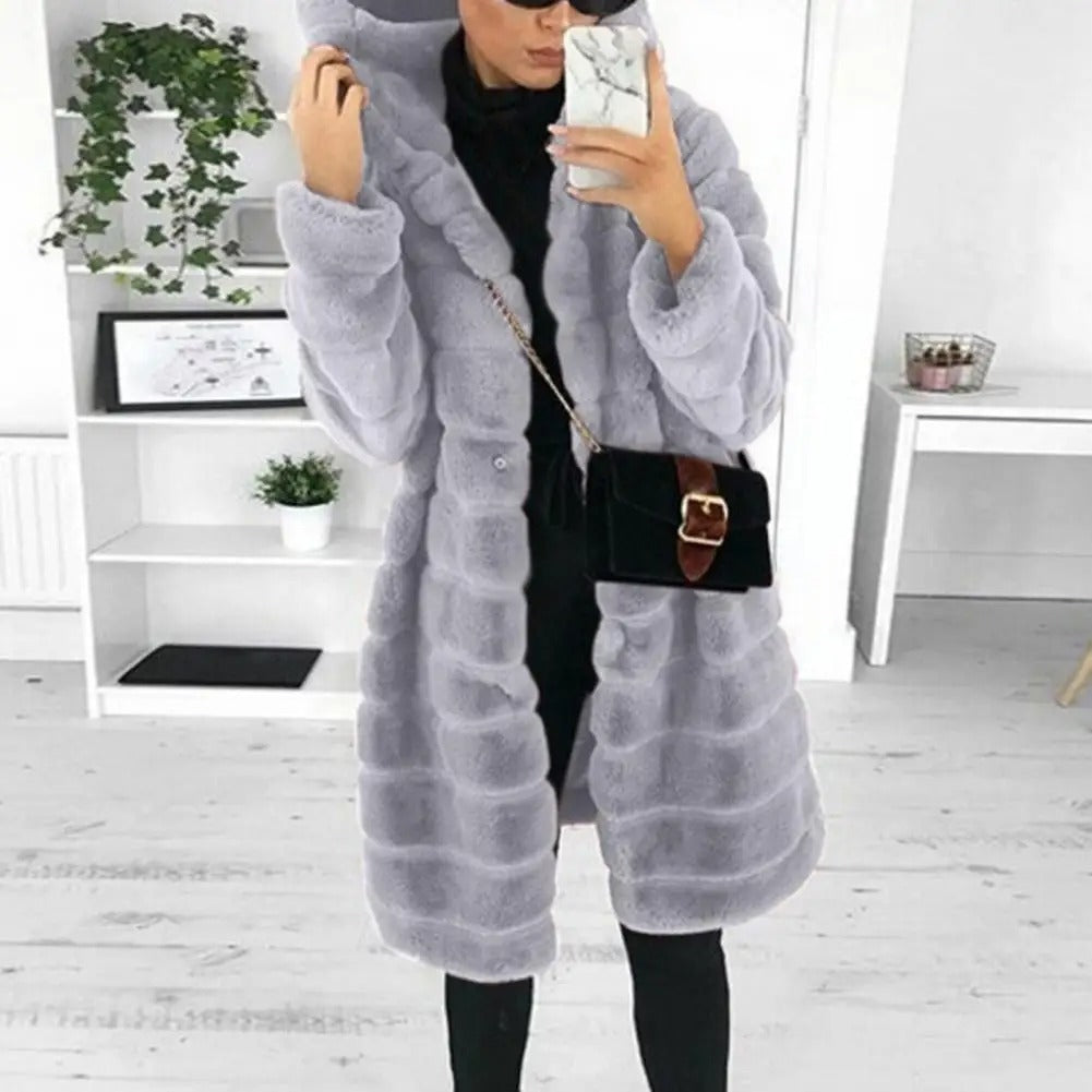Women Luxe Faux Fur Coat | Adalyn