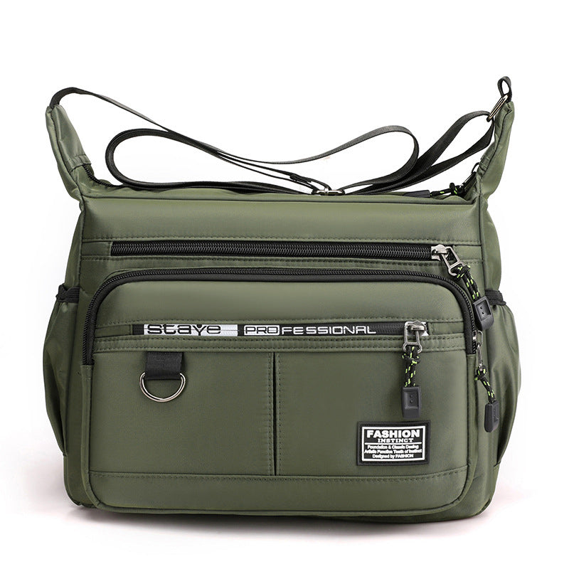 Men Urban Utility Messenger Bag | Lee
