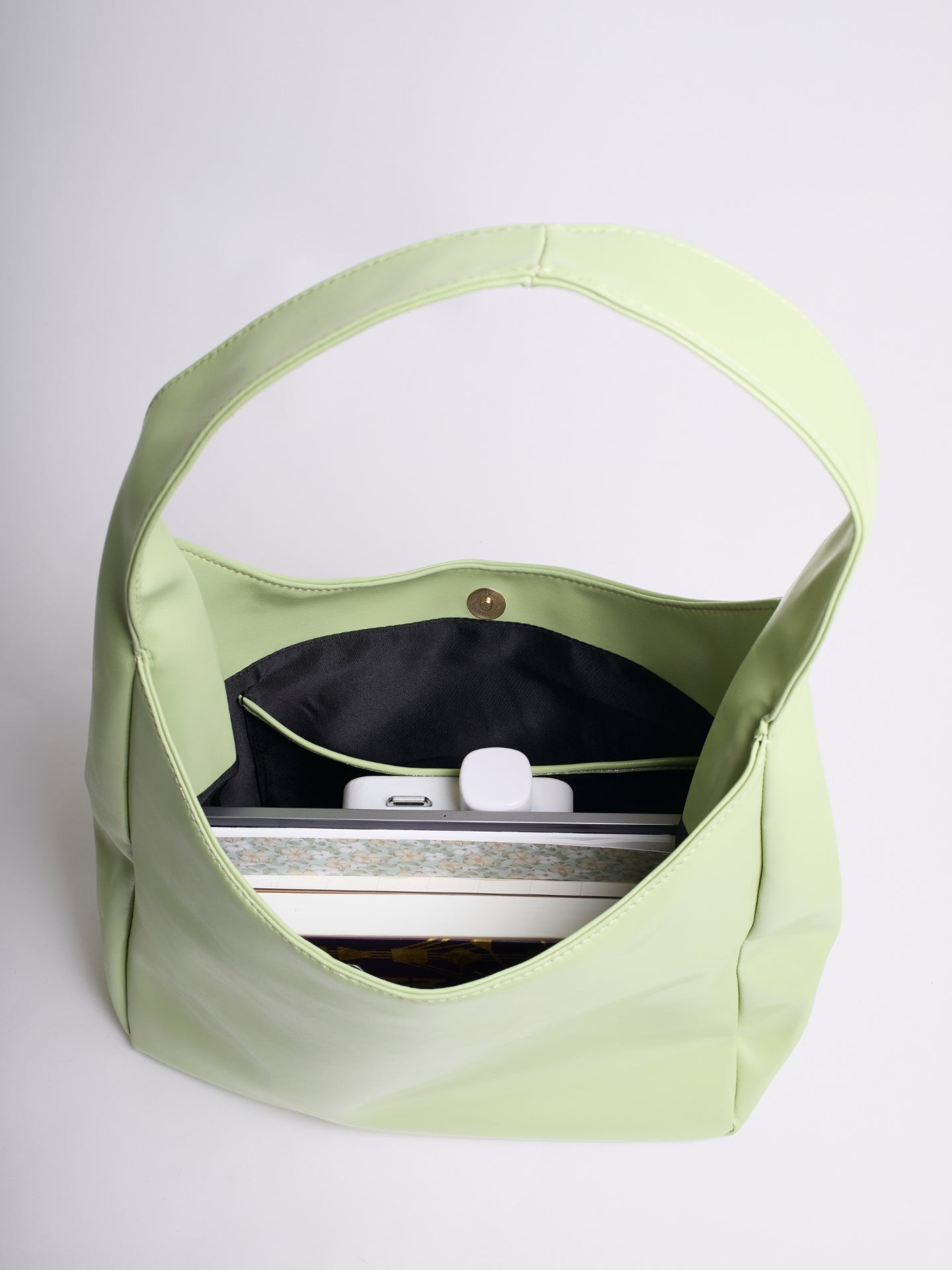 Women Sleek Leather Bag | Antonia