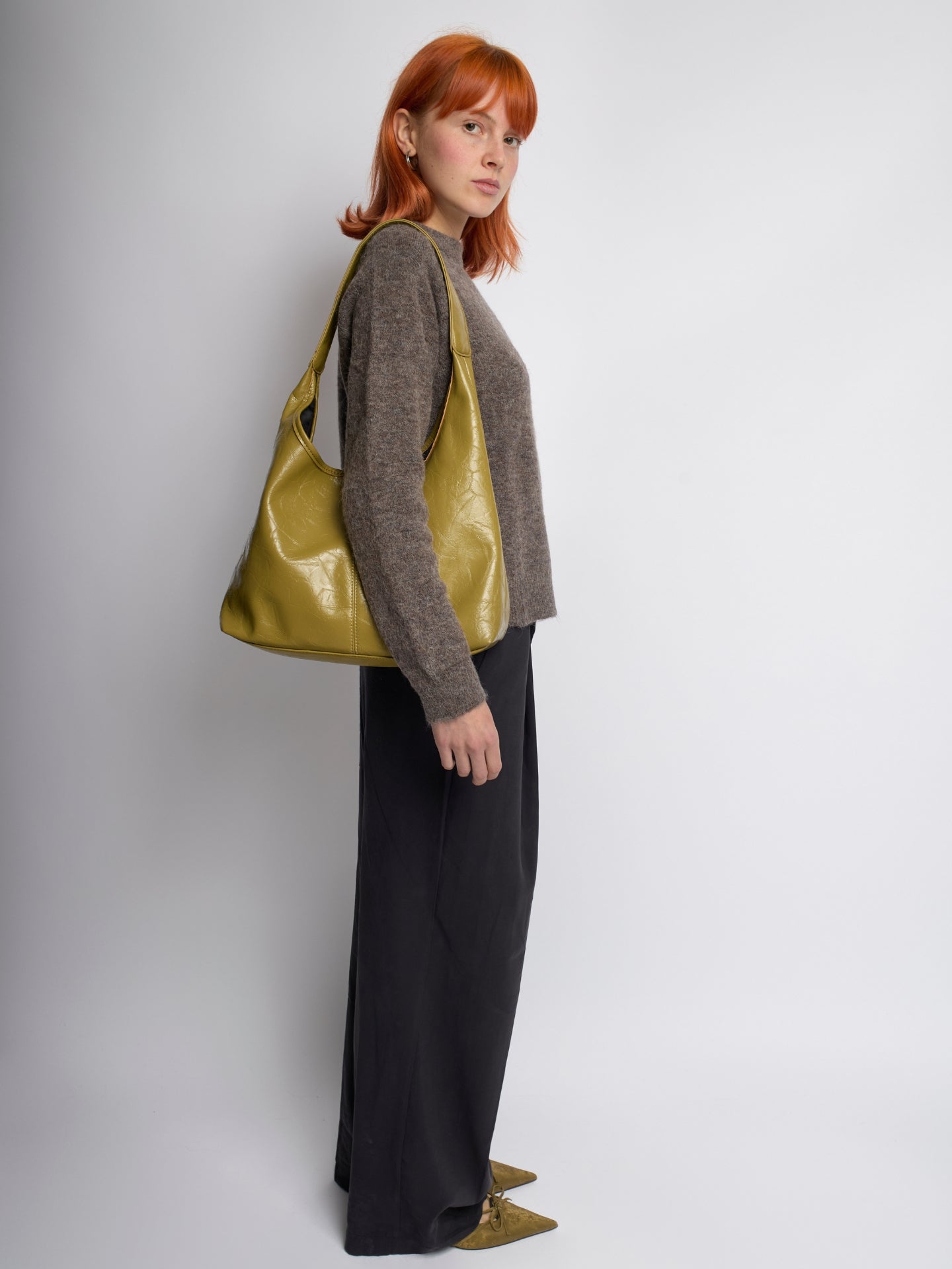 Women Sleek Leather Bag | Agatha