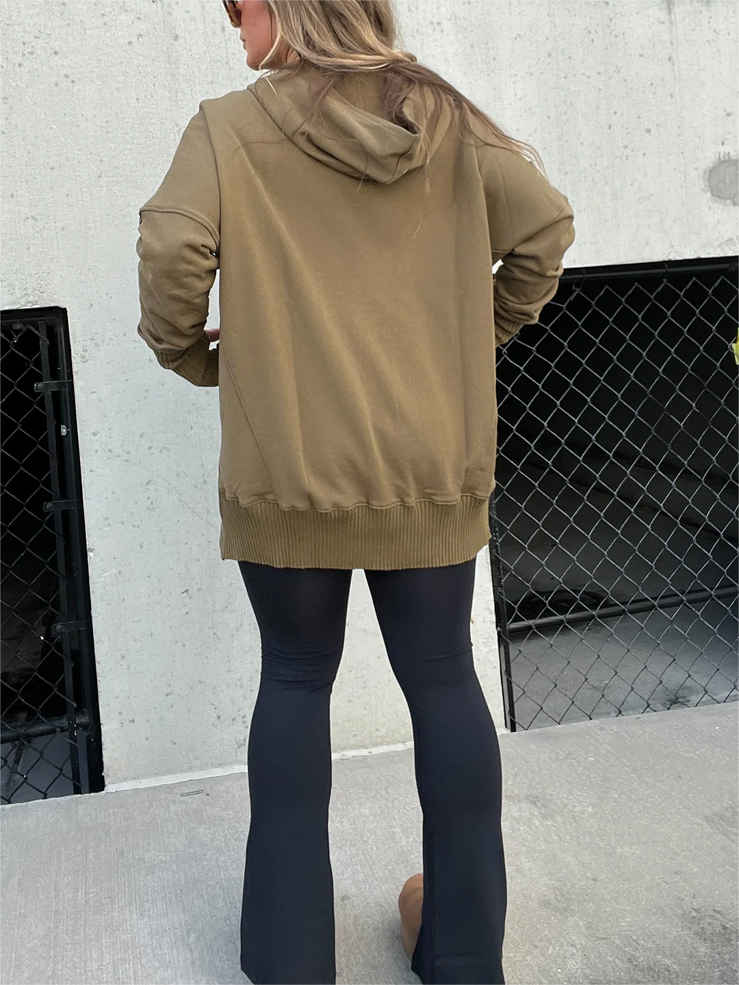 Women Oversized Button Sweatshirt | Emanuelle