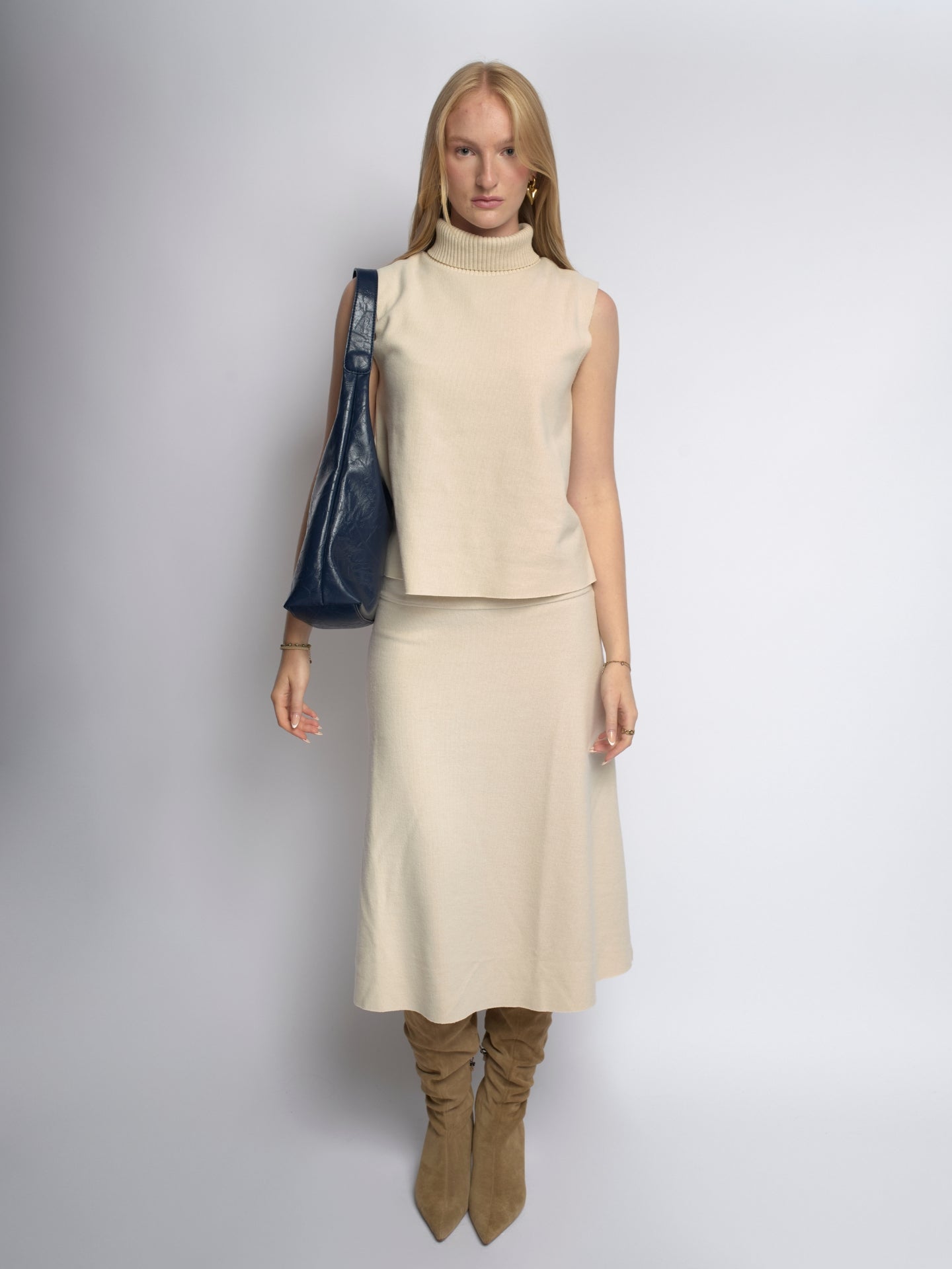 Women Sleek Leather Bag | Agatha