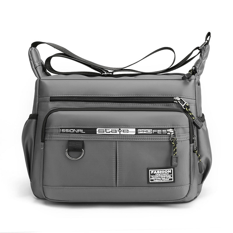 Men Urban Utility Messenger Bag | Lee
