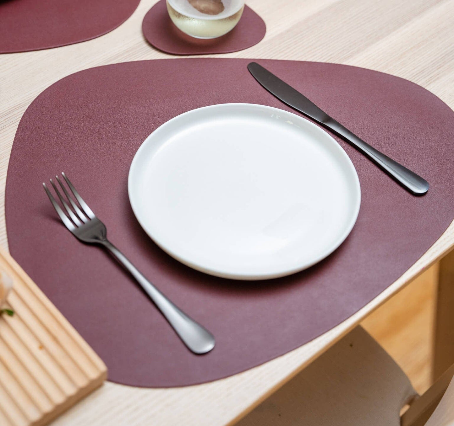 Variant image for Home Placemat Set Gray PU Leather | Emilie-9