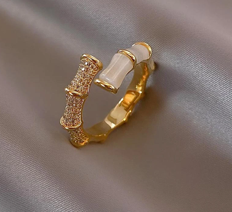 https://cdn.shopify.com/s/files/1/0810/0849/2893/files/8_24e75e21-fd29-4f1f-b144-2f32b839d192.png?v=1740478353