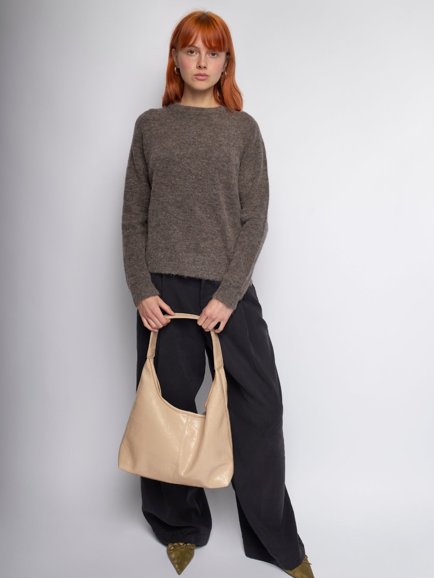Women Sleek Leather Bag | Agatha
