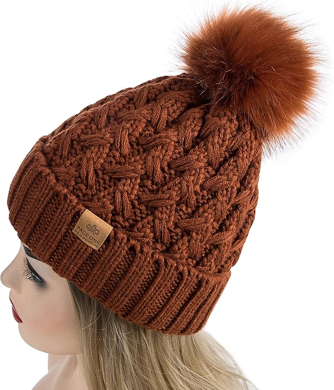 Ella – Comfy Winter Pom Beanie – Fashionable & Cozy