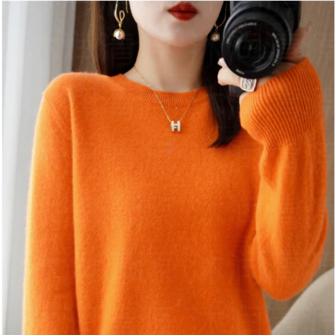 Women Minimalist Crew Neck Knit Sweater | Aliona