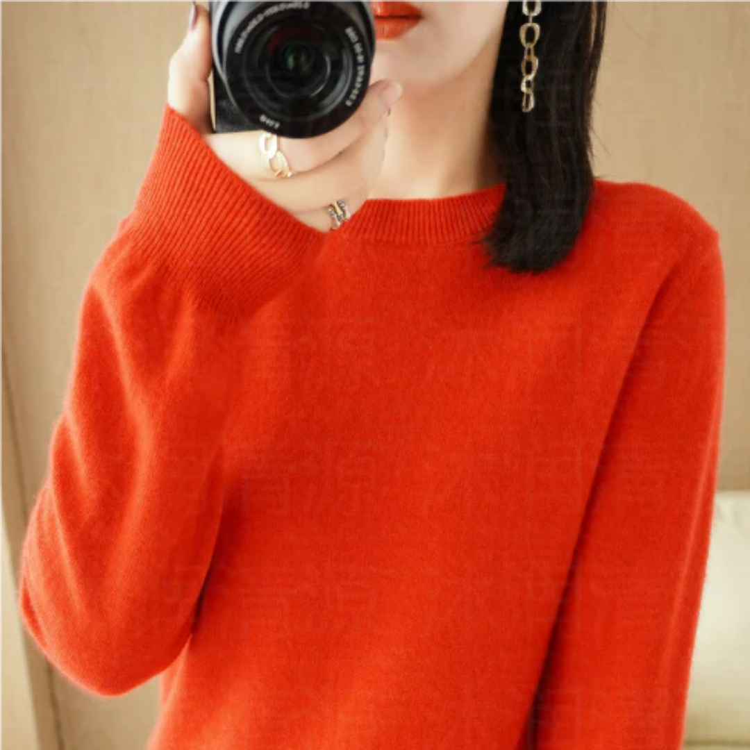 Women Minimalist Crew Neck Knit Sweater | Aliona