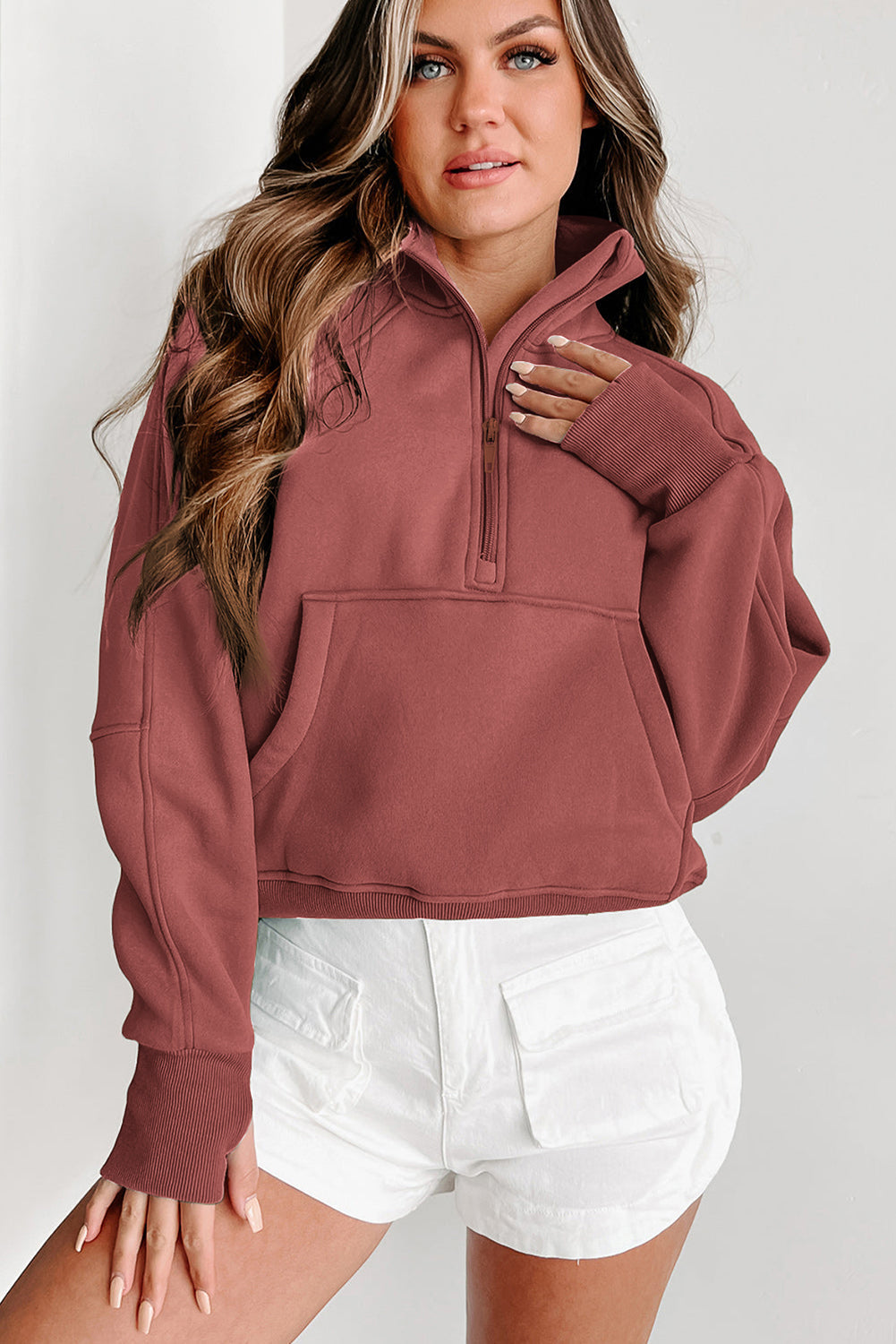 Brown Zip-Up Sweatshirt with Stand Collar and Thumbhole Sleeves – Casual Chic Design 2