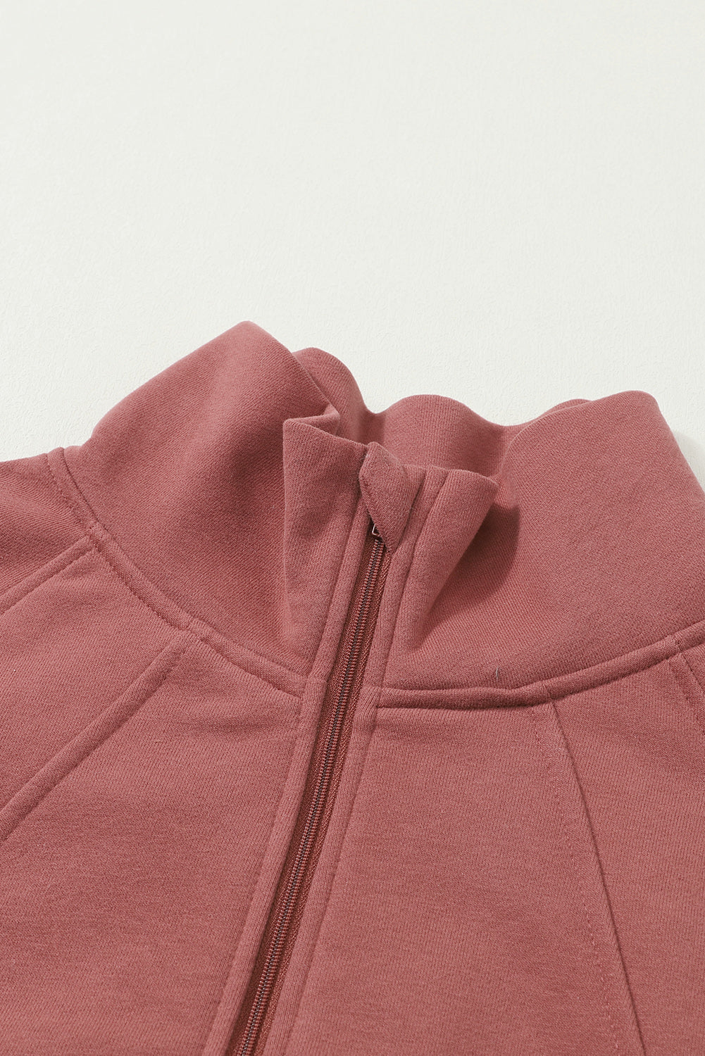 Brown Zip-Up Sweatshirt with Stand Collar and Thumbhole Sleeves – Casual Chic Design 8