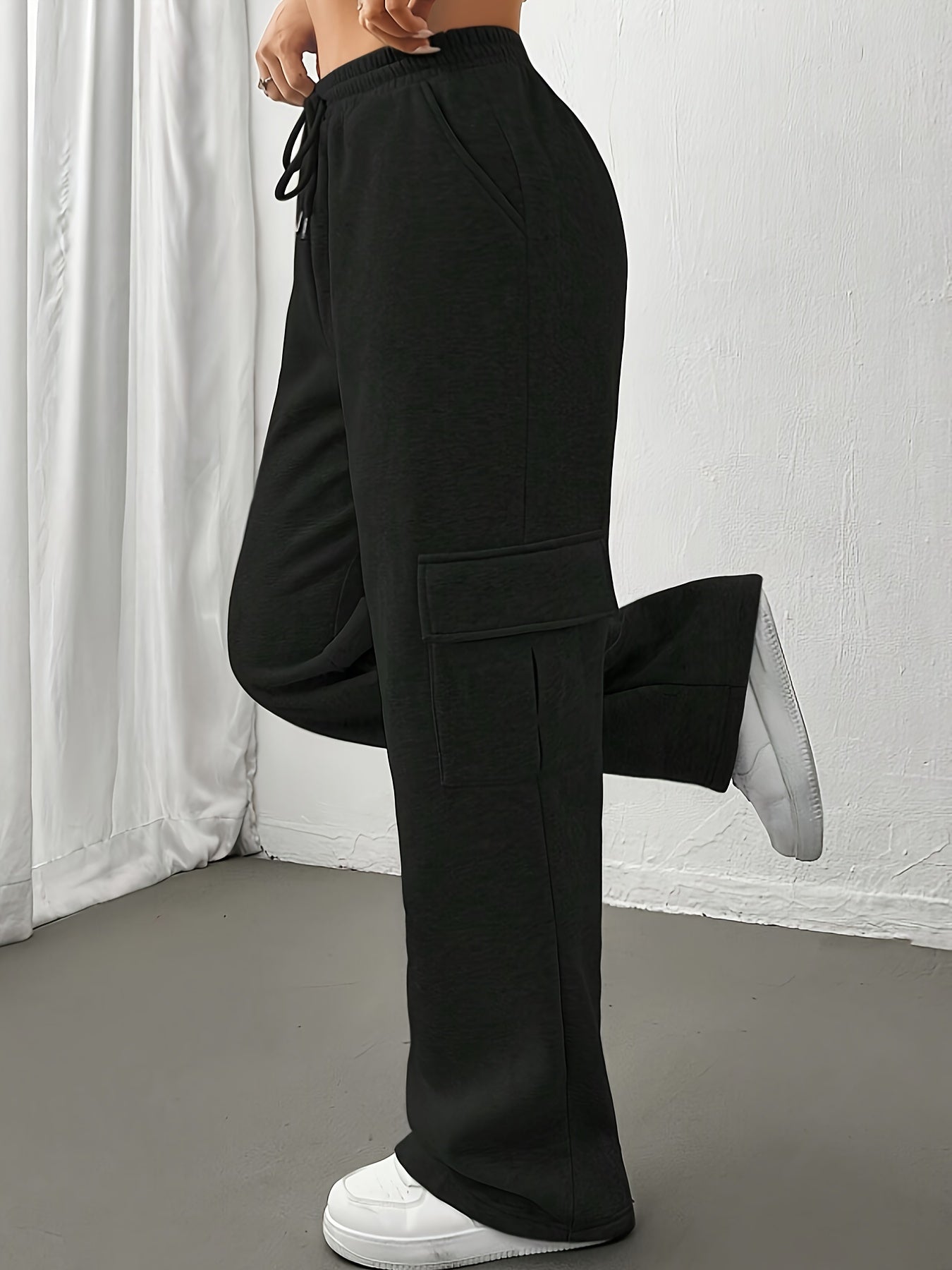Women Cargo Sweatpants with Drawstring Waist | Azina