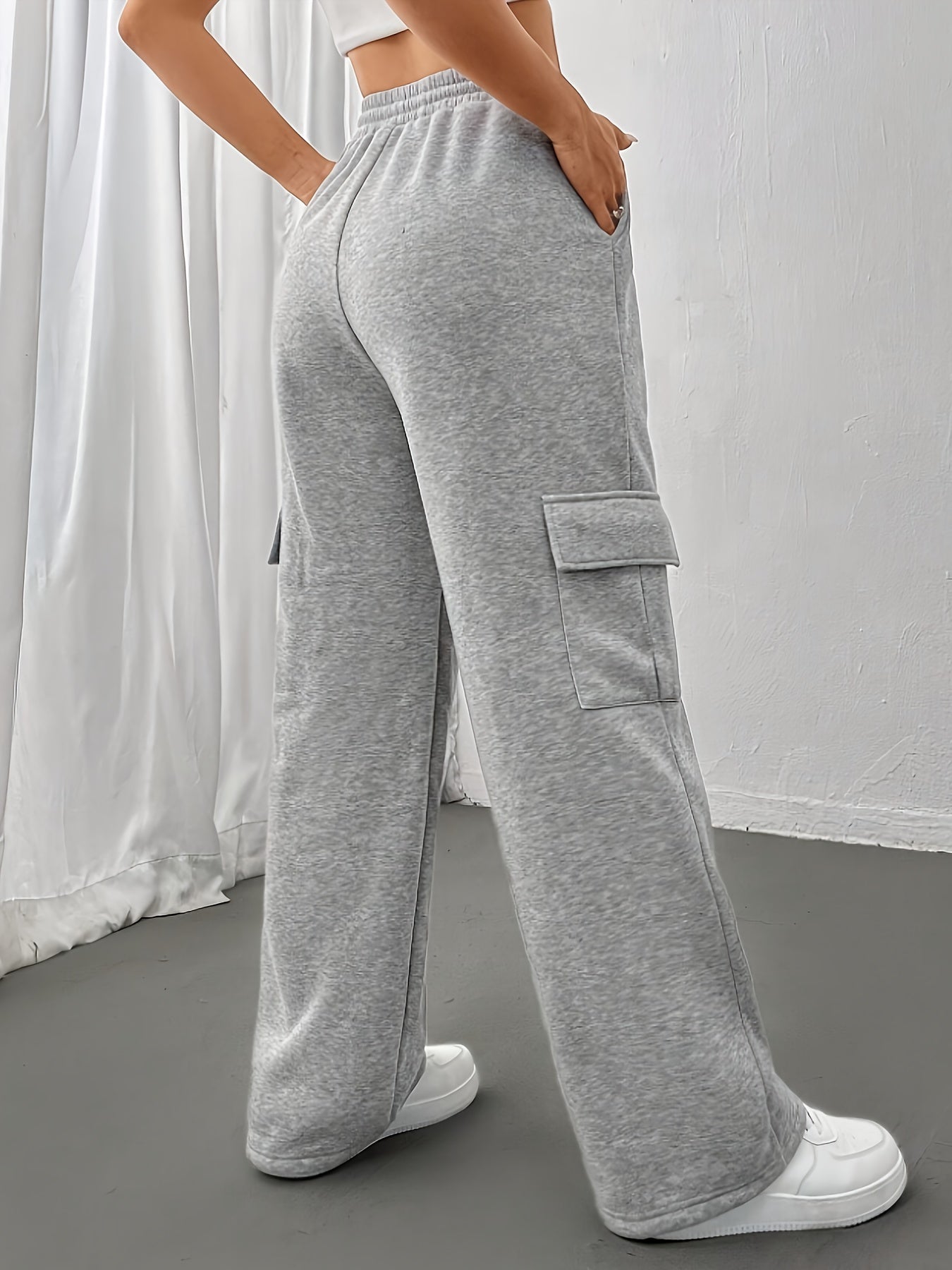 Women Cargo Sweatpants with Drawstring Waist | Azina