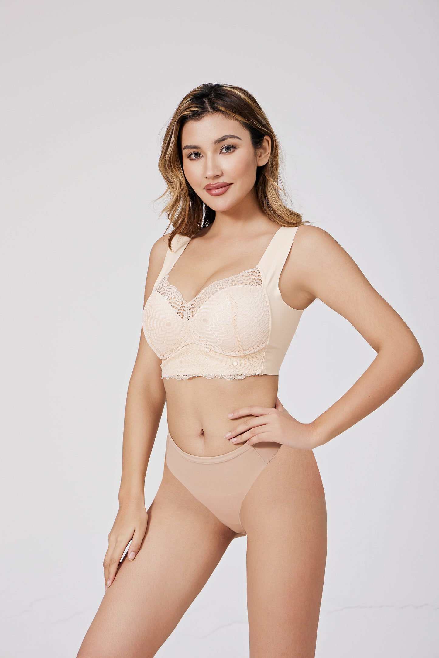 Push-Up Bra with Lace Detail and Natural Lift