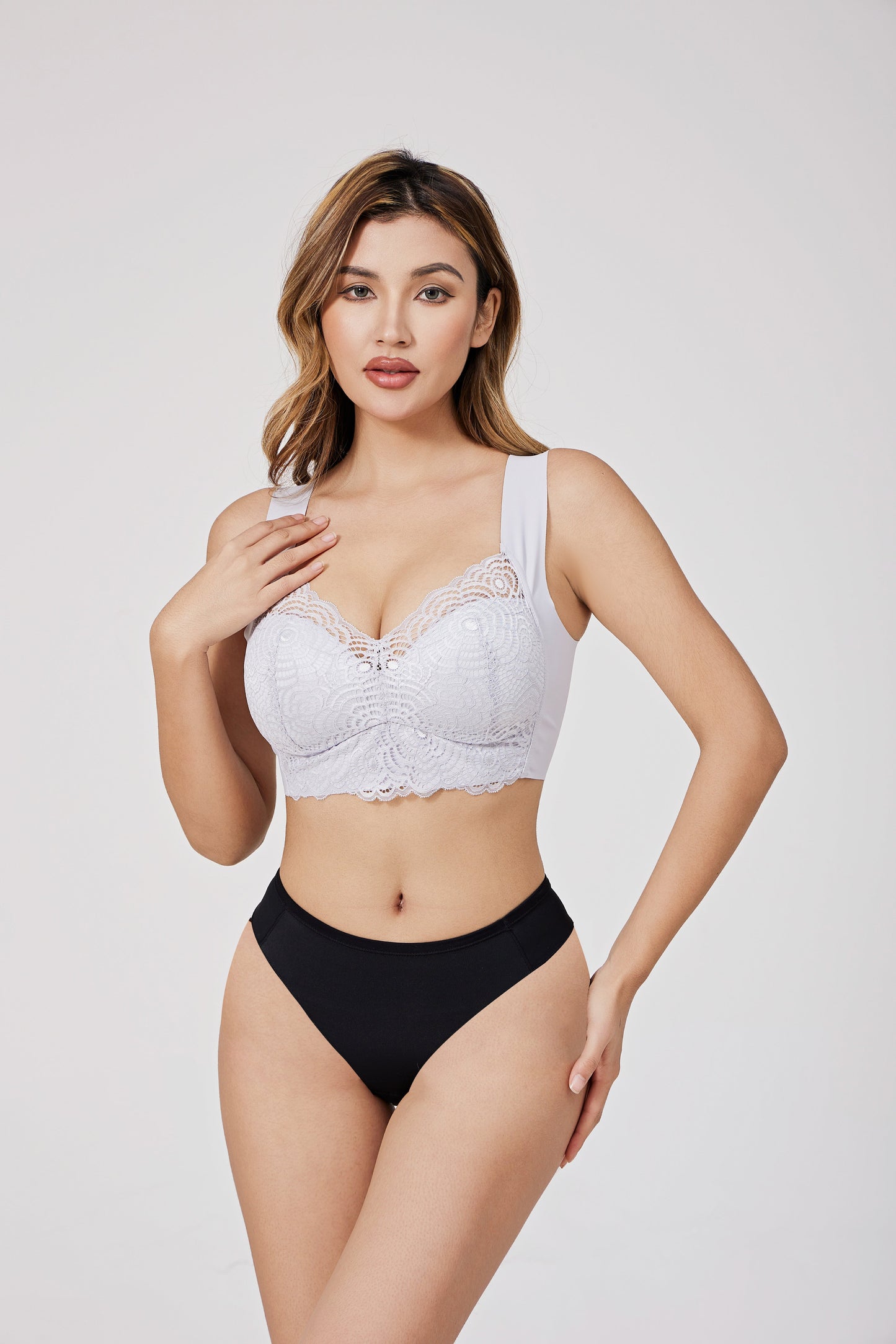 Push-Up Bra with Lace Detail and Natural Lift