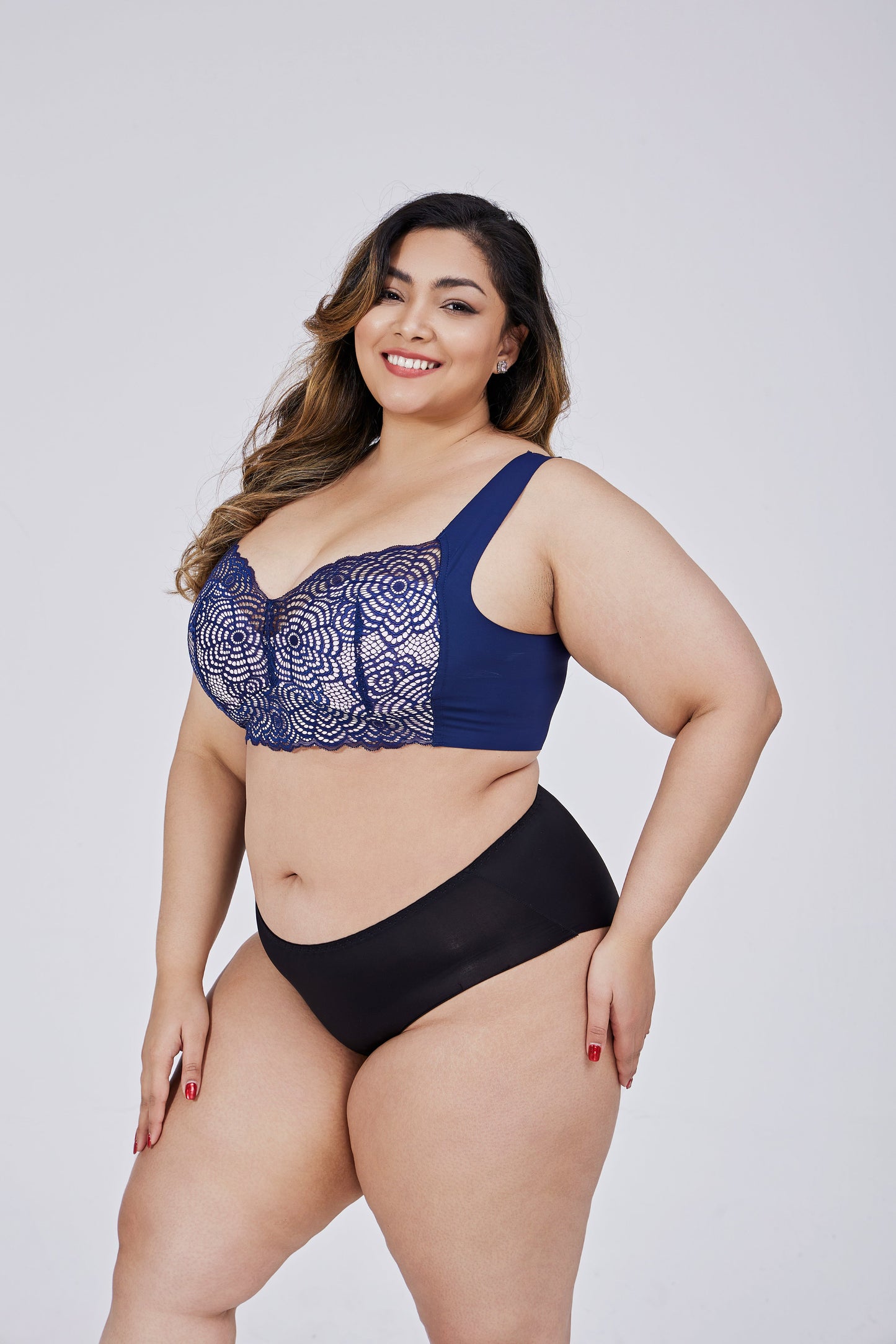 Push-Up Bra with Lace Detail and Natural Lift