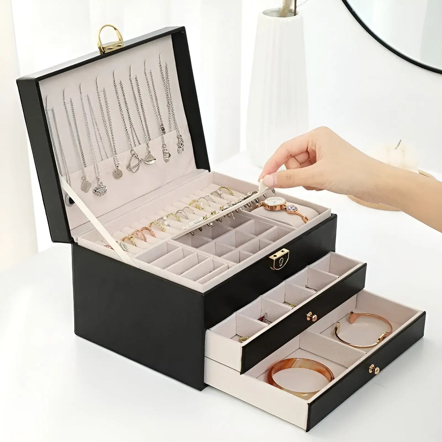 Elegant Multi-Layer Jewelry Box in PU Leather – Stylish Travel Jewelry Case with Compartments for Rings, Necklaces, and Earrings 1