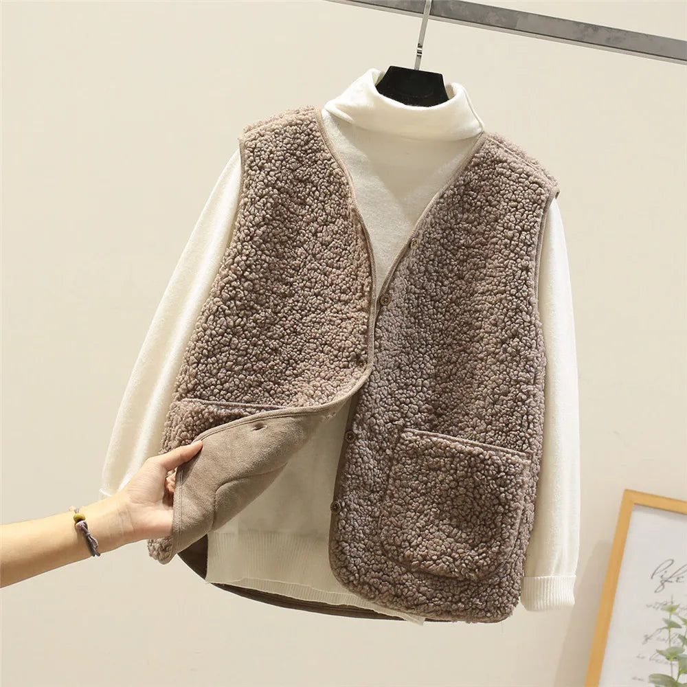 Women Cozy Sherpa Buttoned Vest | Eloise