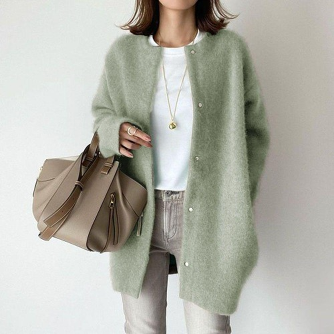 Minimalist Snap-Button Cardigan | Gracia