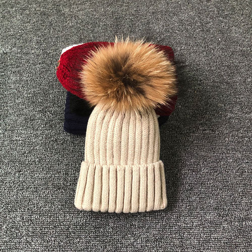 Elara – Chunky Knitted Beanie for Women – Fashionable & Cozy