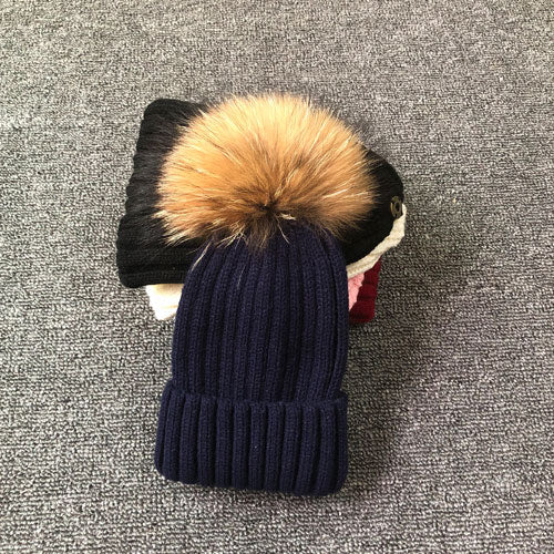Elara – Chunky Knitted Beanie for Women – Fashionable & Cozy