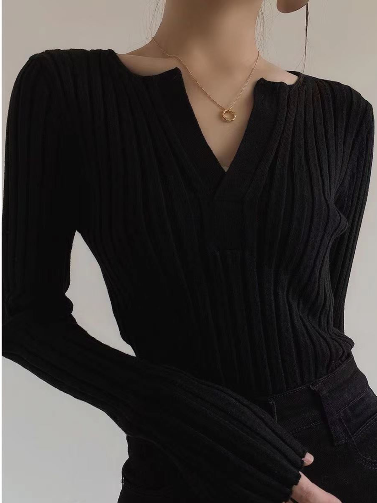 Women Ribbed V-Neck Pullover Sweater | Analina