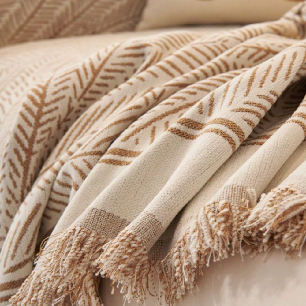 Sofa Cover Leaf Pattern Chenille Non-Slip | Elegant Comfort 2