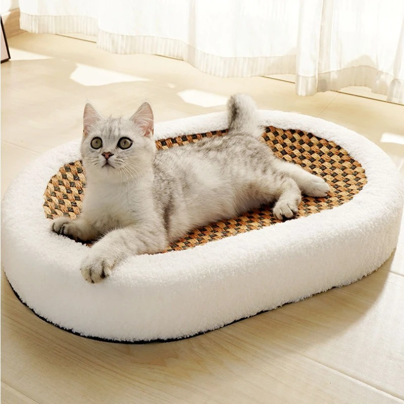 Cat Bed Plush Crab Surface | Cozy Retreat for Cats-4