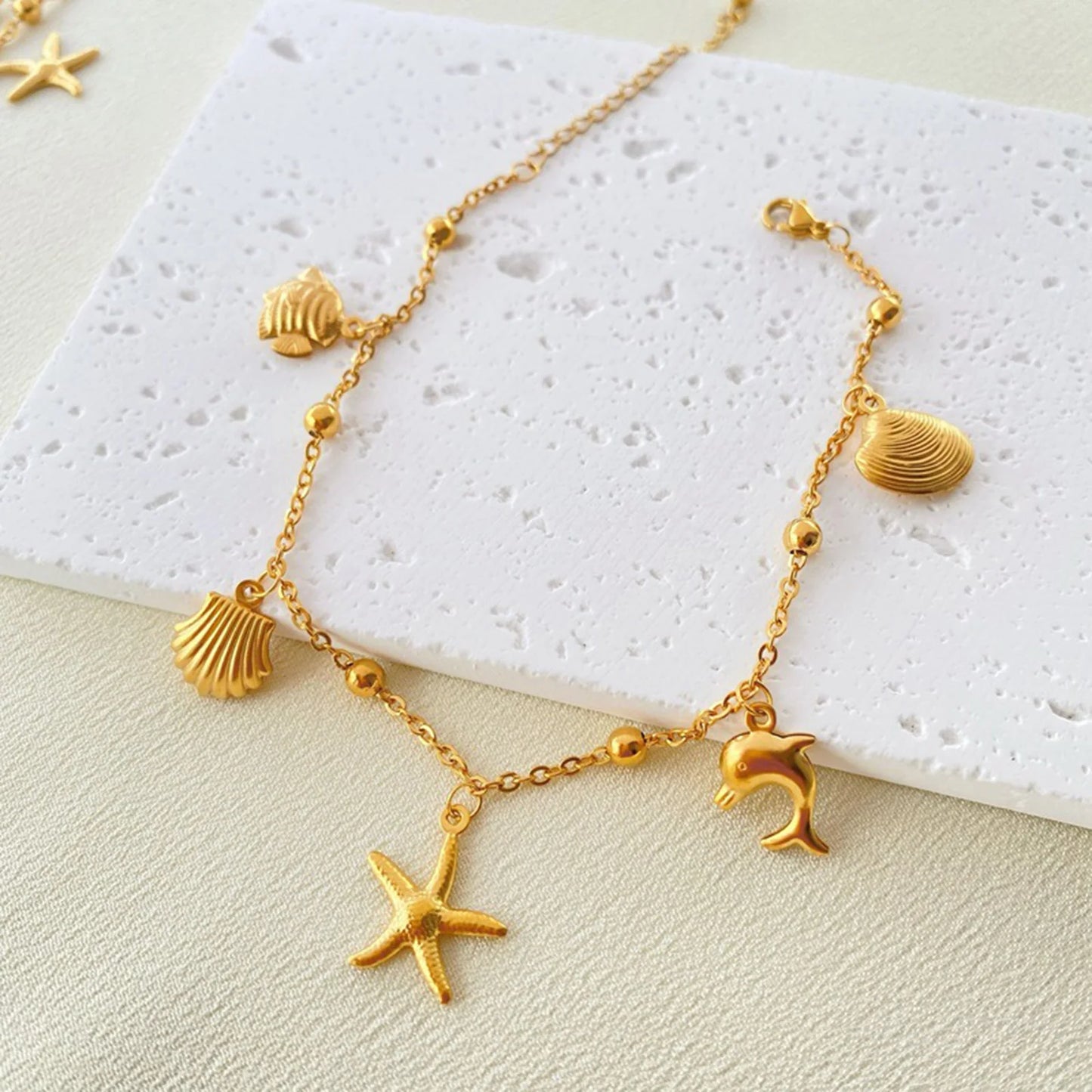 Women Gold Charm Anklet | Celestine