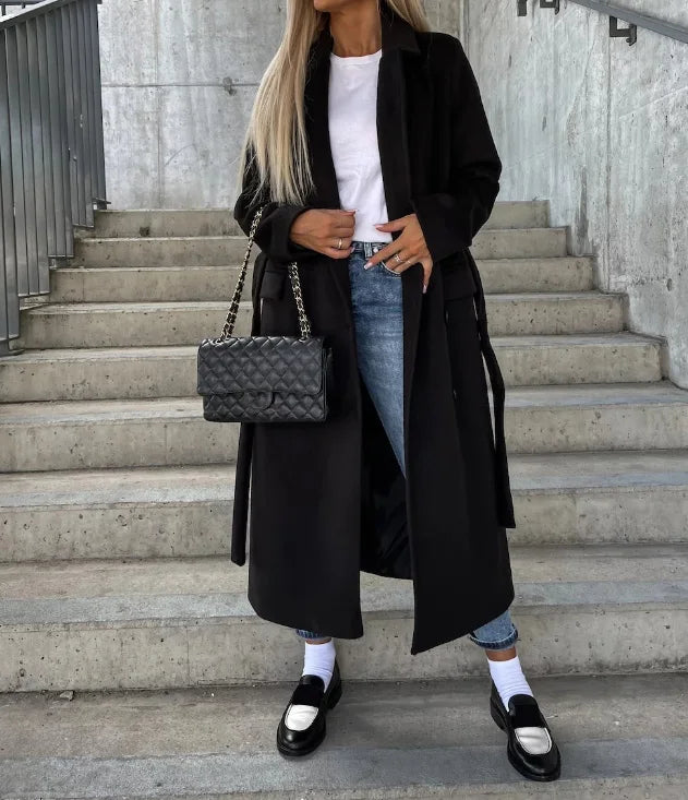 Women Timeless Double-Breasted Wool Coat | Sabella
