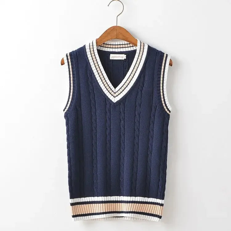 Women Cable Knit Sleeveless Vest | Beulah