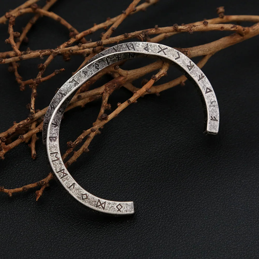 Variant image for Men's Leather Bracelet Black Vintage | Odin-11