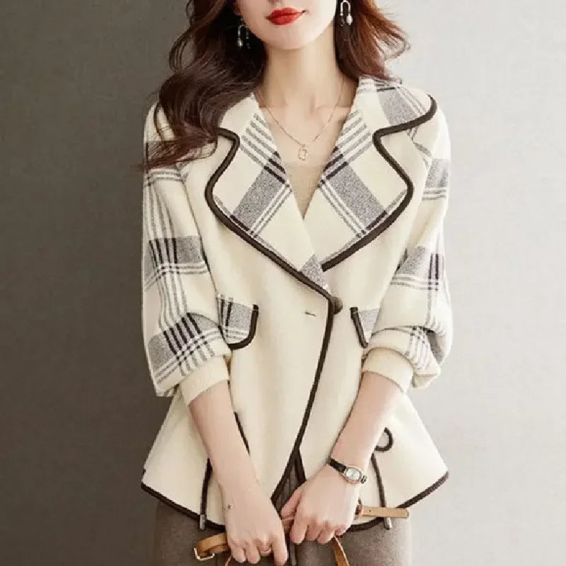 Variant image for Women Oversized Blazer Green Plaid Wool Blend | Elegant Chic-3