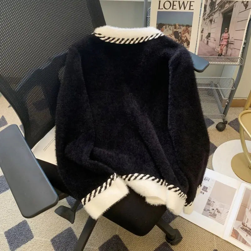 Women Elegant Contrast-Trim Cardigan | Olivine