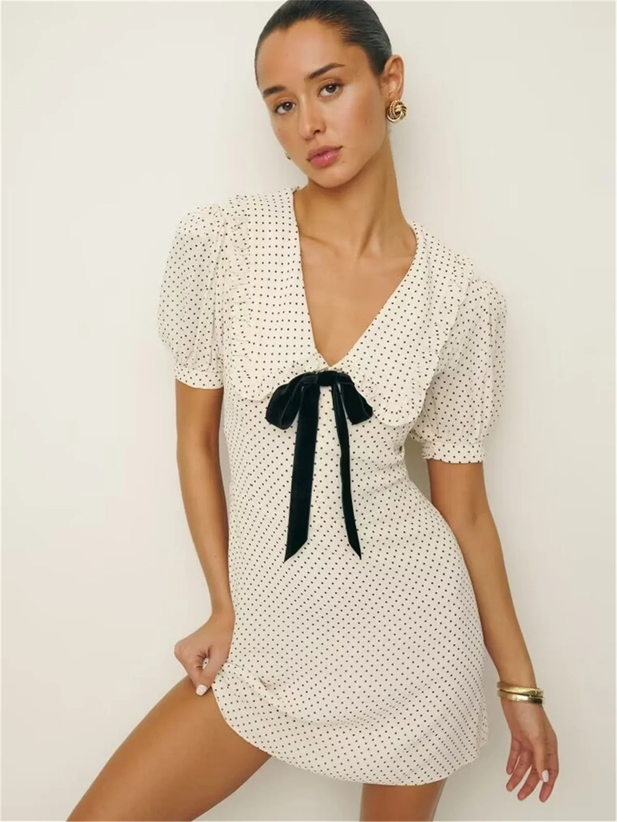 Women Polka Dot Bow Collar Mini Dress | Perla