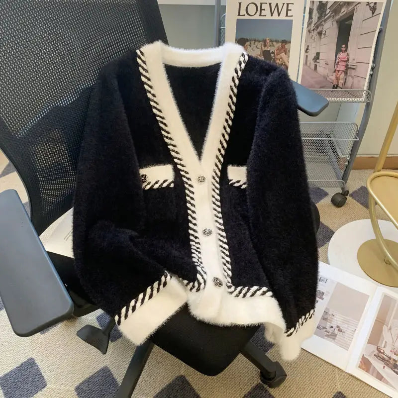 Women Elegant Contrast-Trim Cardigan | Olivine