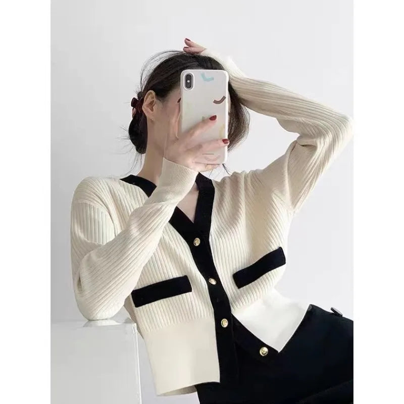 Women Contrast Trim Button-Up Cardigan | Cordelia