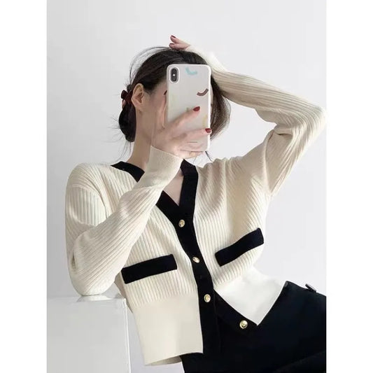 Women Contrast Trim Button-Up Cardigan | Cordelia