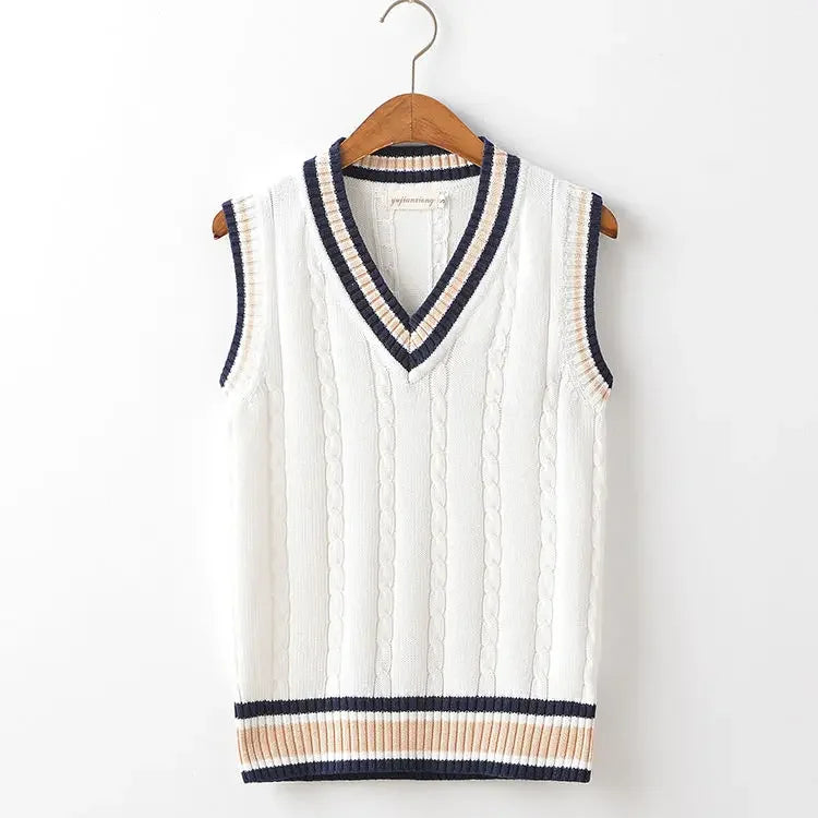 Women Cable Knit Sleeveless Vest | Beulah