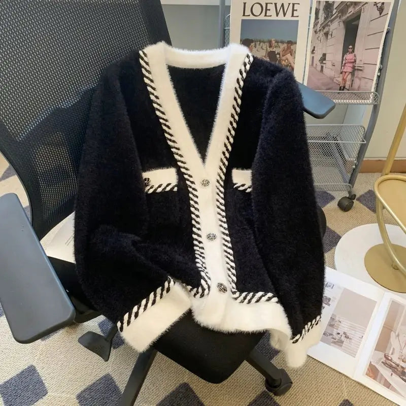 Women Elegant Contrast-Trim Cardigan | Olivine