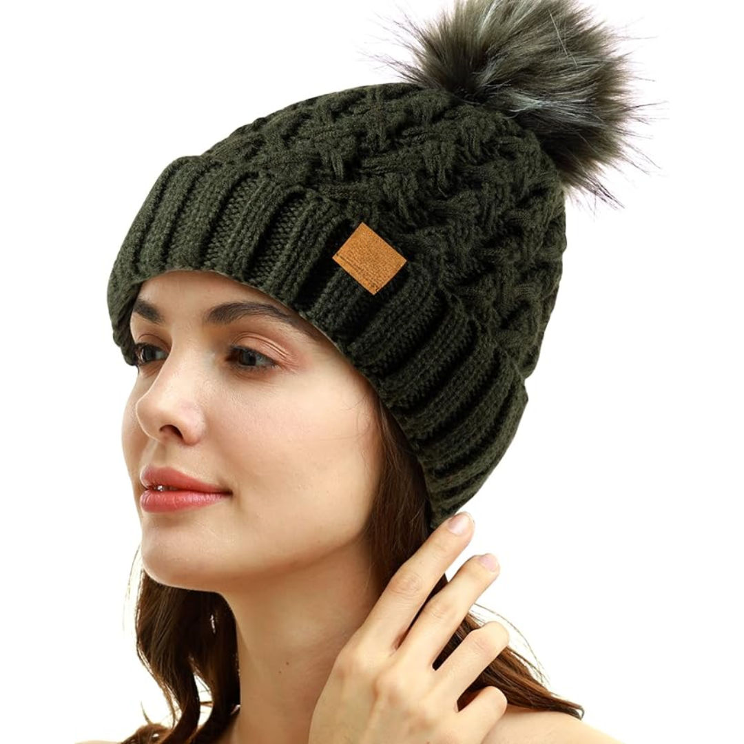 Ella – Comfy Winter Pom Beanie – Fashionable & Cozy