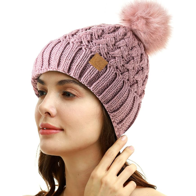 Ella – Comfy Winter Pom Beanie – Fashionable & Cozy