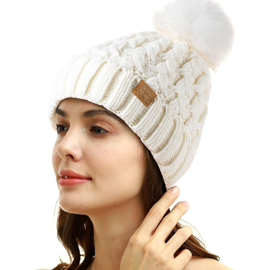 Ella – Comfy Winter Pom Beanie – Fashionable & Cozy