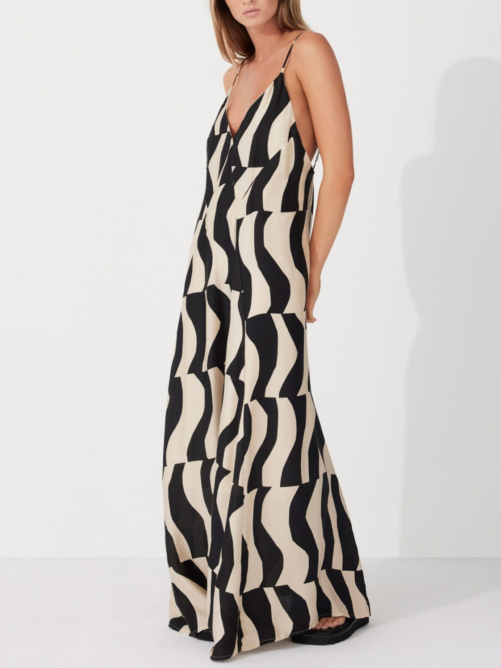 Women Maxi Dress Black Polyester | Veron-3