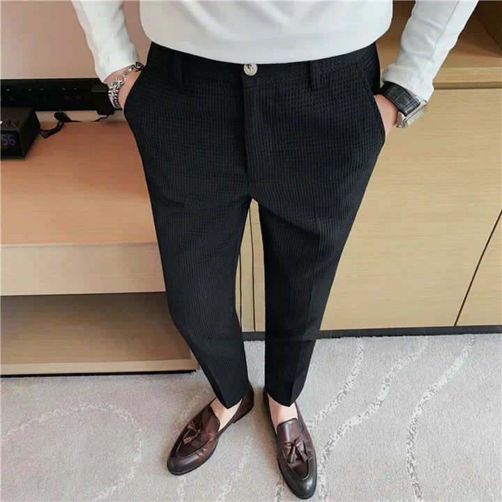 Men Slim-Fit Pants Black Cotton | Helge-2