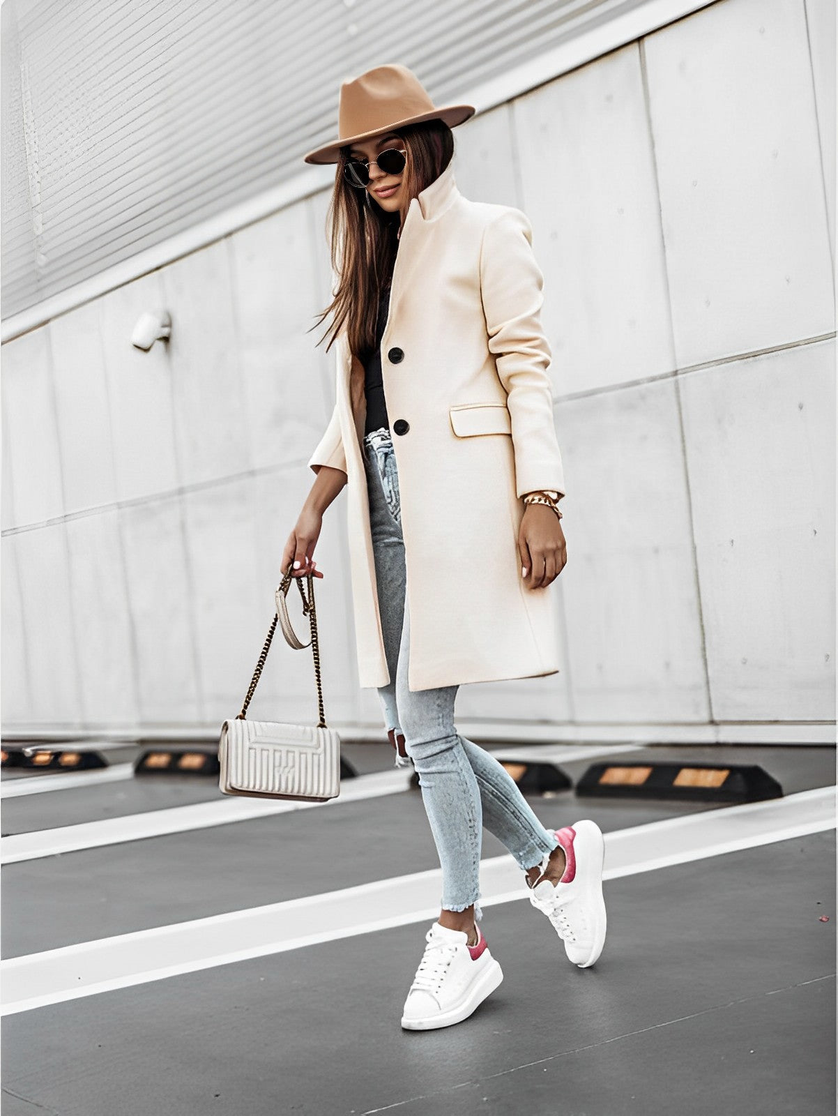 Windy - Trendy Long Coat for Women - Durable & Stylish