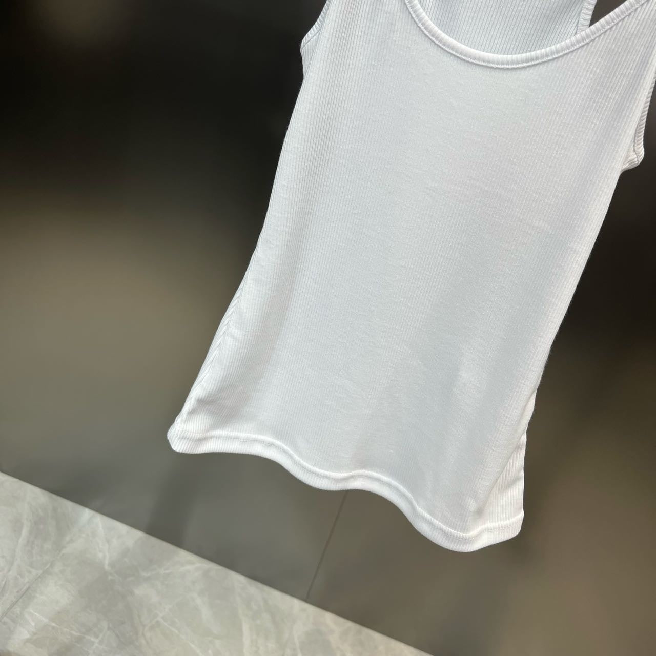 Invisible Strap Ribbed Tank Top | Jenny