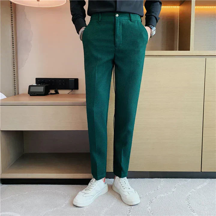Men Slim-Fit Pants Black Cotton | Helge-3